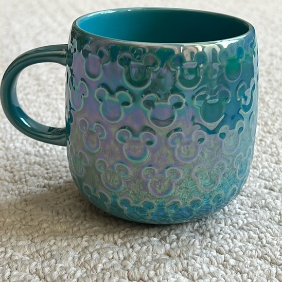 Disney Other - Disney 16oz Iridescent mug